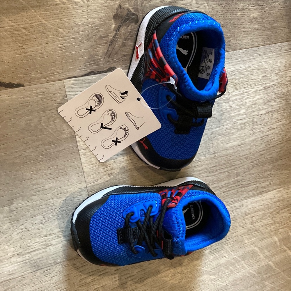 Puma 4C baby shoes. GUC.